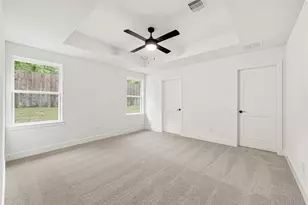 4410 W Bayou Maison Cir, Dickinson, TX 77539 - Photo 9