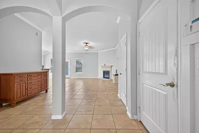 2019 Preston Park, Rosenberg, TX 77471 - Photo 9