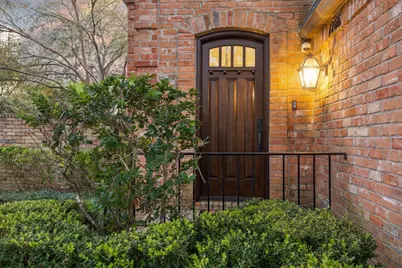 1266 Fountain View Drive #174, Houston, TX 77057 - Photo 3