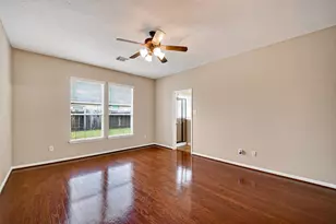 2296 Catalonia Cove, League City, TX 77573 - Photo 15