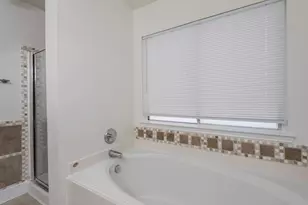 9622 Farrell Dr, Houston, TX 77070 - Photo 13