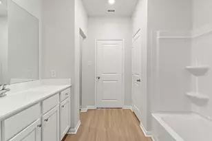 2558 Green Jasper Dr, Iowa Colony, TX 77583 - Photo 7