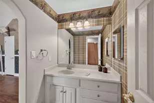535 Evans St, Winnie, TX 77665 - Photo 23