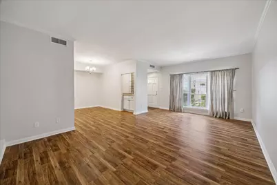 600 Wilcrest Drive #57, Houston, TX 77042 - Photo 9