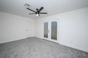 4710 Hershe St, Houston, TX 77020 - Photo 39