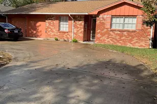 5736 W Airport Blvd, Houston, TX 77035 - Photo 1