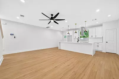 7828 Beckley Street #Back, Houston, TX 77088 - Photo 7