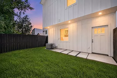 7828 Beckley Street #Back, Houston, TX 77088 - Photo 21