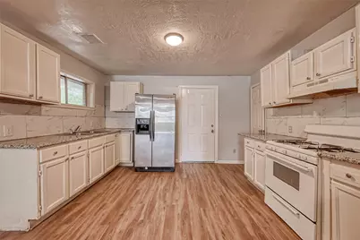 10613 Buffum Street, Houston, TX 77051 - Photo 5