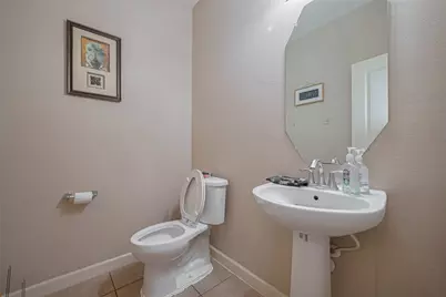 1703 Macclesby Lane, Houston, TX 77049 - Photo 17