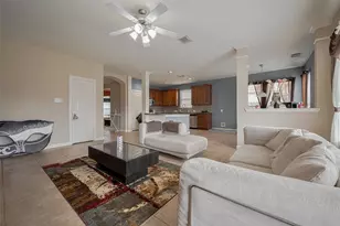 1703 Macclesby Ln, Houston, TX 77049 - Photo 9