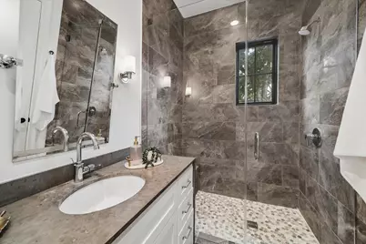 1647 Vassar Street, Houston, TX 77006 - Photo 41