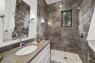 1647 Vassar St, Houston, TX 77006 - Photo 41