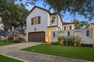 1647 Vassar St, Houston, TX 77006 - Photo 3