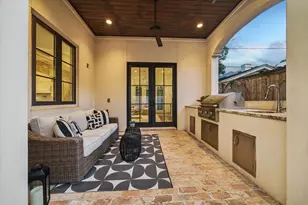 1647 Vassar St, Houston, TX 77006 - Photo 9