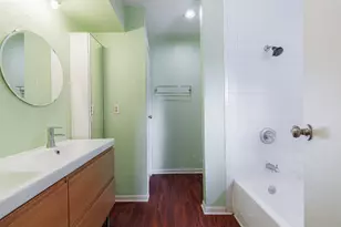 3130 Walnut Bend Ln, Houston, TX 77042 - Photo 25