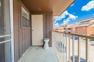 3130 Walnut Bend Ln, Houston, TX 77042 - Photo 29