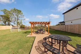 15630 Coneflower Hls Dr, Houston, TX 77090 - Photo 29