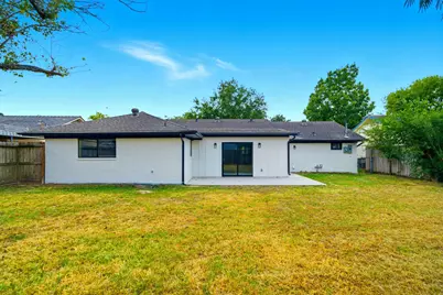 6034 Birchmont Drive, Houston, TX 77092 - Photo 13