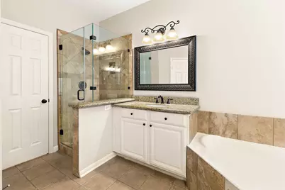 71 E Sterling Pond Circle, The Woodlands, TX 77382 - Photo 21