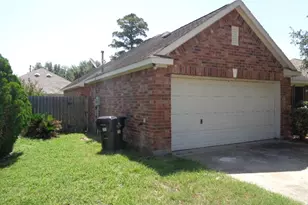 32510 Decker Oaks Dr, Pinehurst, TX 77362 - Photo 1