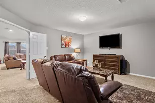 5922 Rosemary Circle, Baytown, TX 77521 - Photo 23