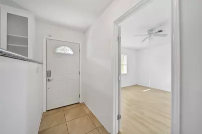 1711 Pecan Lane, Stafford, TX 77477 - Photo 3