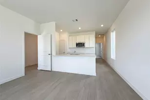 2047 Emerald Lk Trl, Dayton, TX 77535 - Photo 7