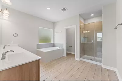 604 Fairfield Street E, Shoreacres, TX 77571 - Photo 27