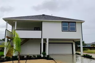 604 Fairfield Street E, Shoreacres, TX 77571 - Photo 1