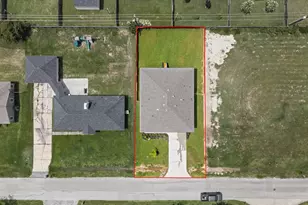 604 Fairfield Street E, Shoreacres, TX 77571 - Photo 37