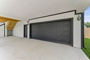 604 Fairfield Street E, Shoreacres, TX 77571 - Photo 11