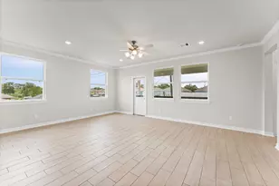 604 Fairfield Street E, Shoreacres, TX 77571 - Photo 23