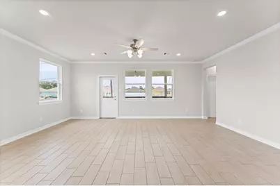 604 Fairfield Street E, Shoreacres, TX 77571 - Photo 25