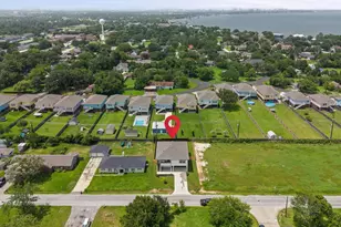 604 Fairfield Street E, Shoreacres, TX 77571 - Photo 35