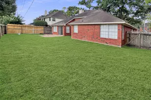 12414 Logan Mill Dr, Houston, TX 77070 - Photo 29
