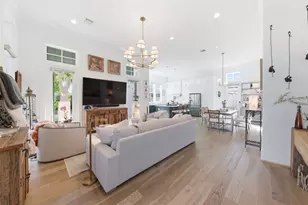 2403 W Kolbe Ln, Houston, TX 77080 - Photo 9