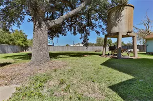 260 Fisher St, Matagorda, TX 77414 - Photo 43