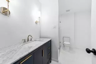 727 Bunker Hill Rd, Houston, TX 77024 - Photo 19