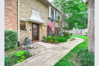 727 Bunker Hill Road #104, Houston, TX 77024 - Photo 3
