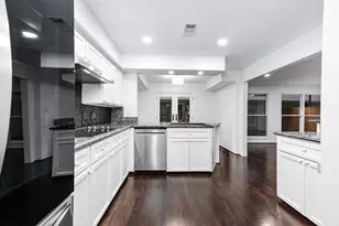 727 Bunker Hill Rd, Houston, TX 77024 - Photo 25