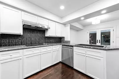 727 Bunker Hill Road #104, Houston, TX 77024 - Photo 23