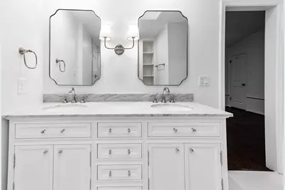 727 Bunker Hill Road #104, Houston, TX 77024 - Photo 13