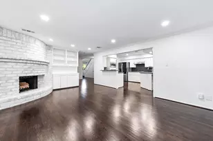 727 Bunker Hill Rd, Houston, TX 77024 - Photo 29