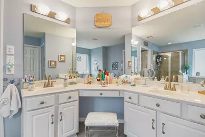 9906 Knob Hollow Way, Conroe, TX 77385 - Photo 19