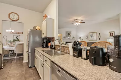 9906 Knob Hollow Way, Conroe, TX 77385 - Photo 11