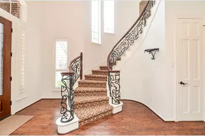 19 Ambleside Crescent Drive, Sugar Land, TX 77479 - Photo 5