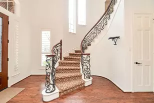19 Ambleside Crescent Dr, Sugar Land, TX 77479 - Photo 5