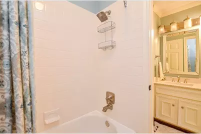 19 Ambleside Crescent Drive, Sugar Land, TX 77479 - Photo 35