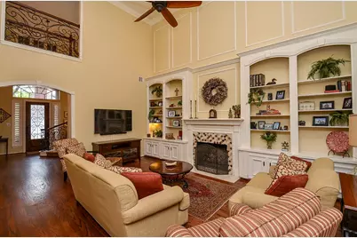 19 Ambleside Crescent Drive, Sugar Land, TX 77479 - Photo 9